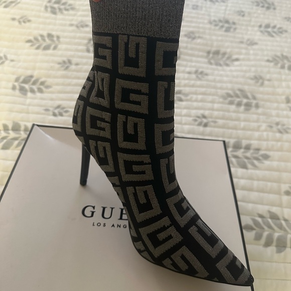 Guess booties super sexy - Picture 5 of 6